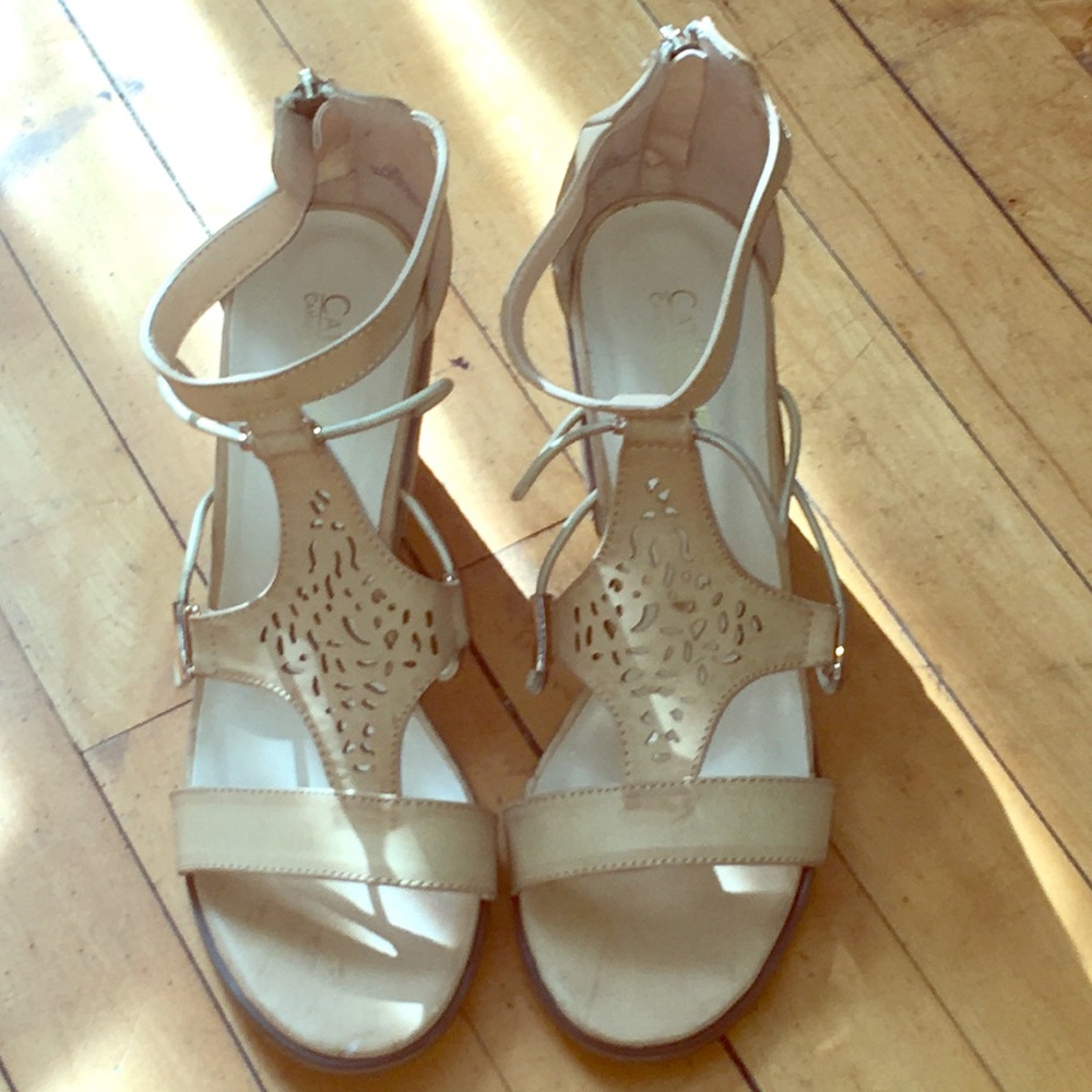 Tan heels with zip back